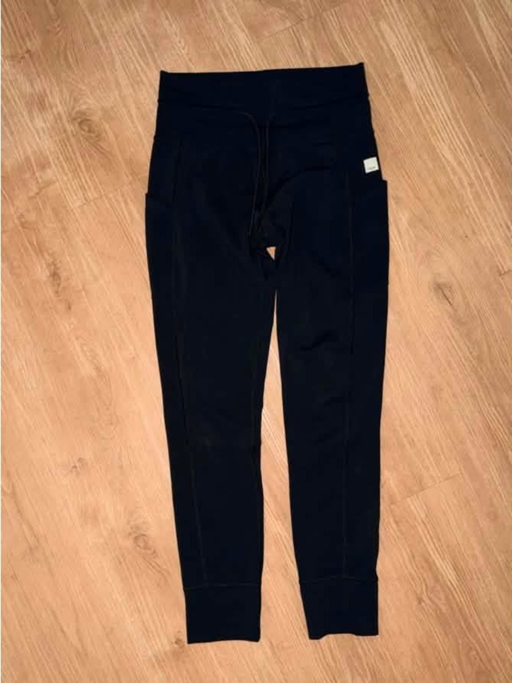 Vuori Daily Pocket Leggings, NEW ($98)! - Picture 4 of 7